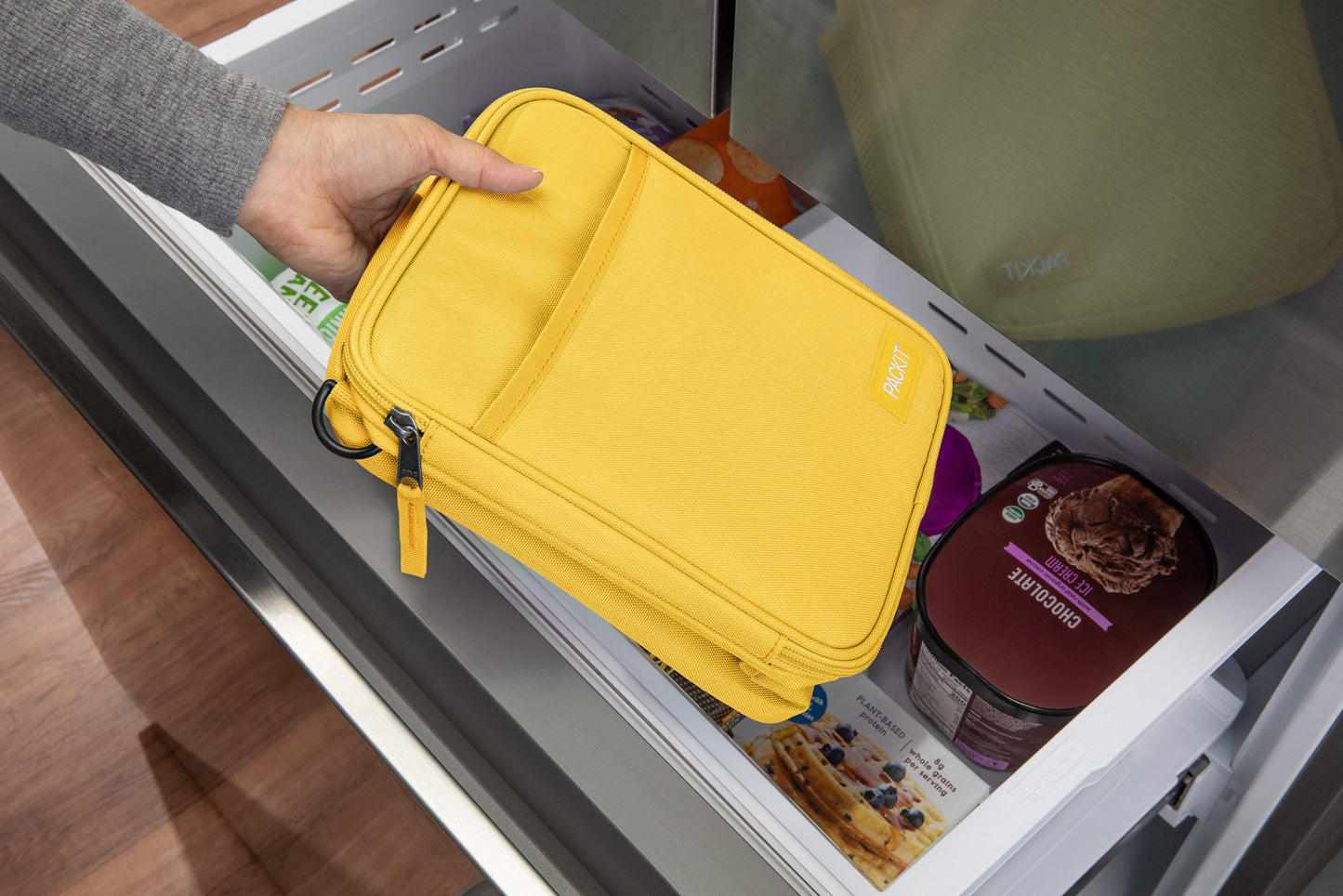 freezable-crossbody-lunch-box-o7 Crossbody-Lunch-Box-Lemonade-Freezer.jpg