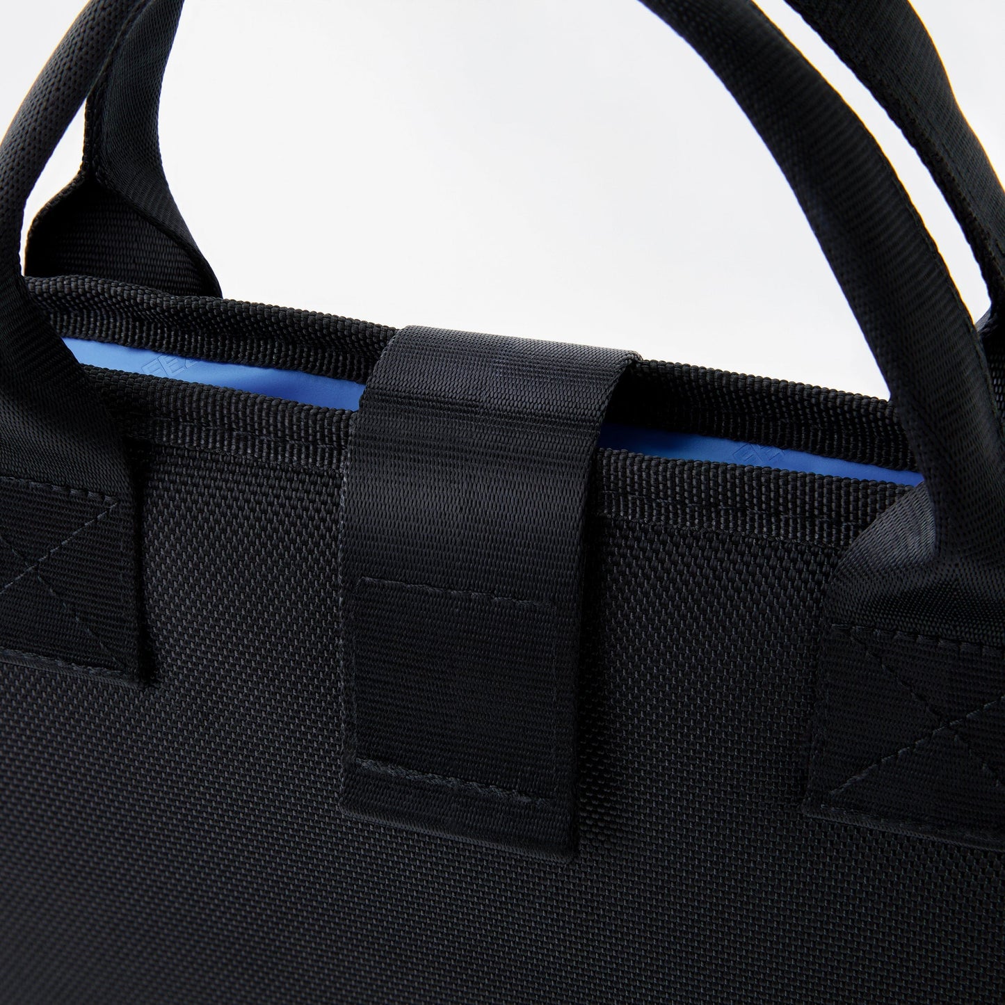 freezable-chill-board-large-a8 freezable-chill-board-large-black-ecofreeze-plus-zoom-handles.jpg