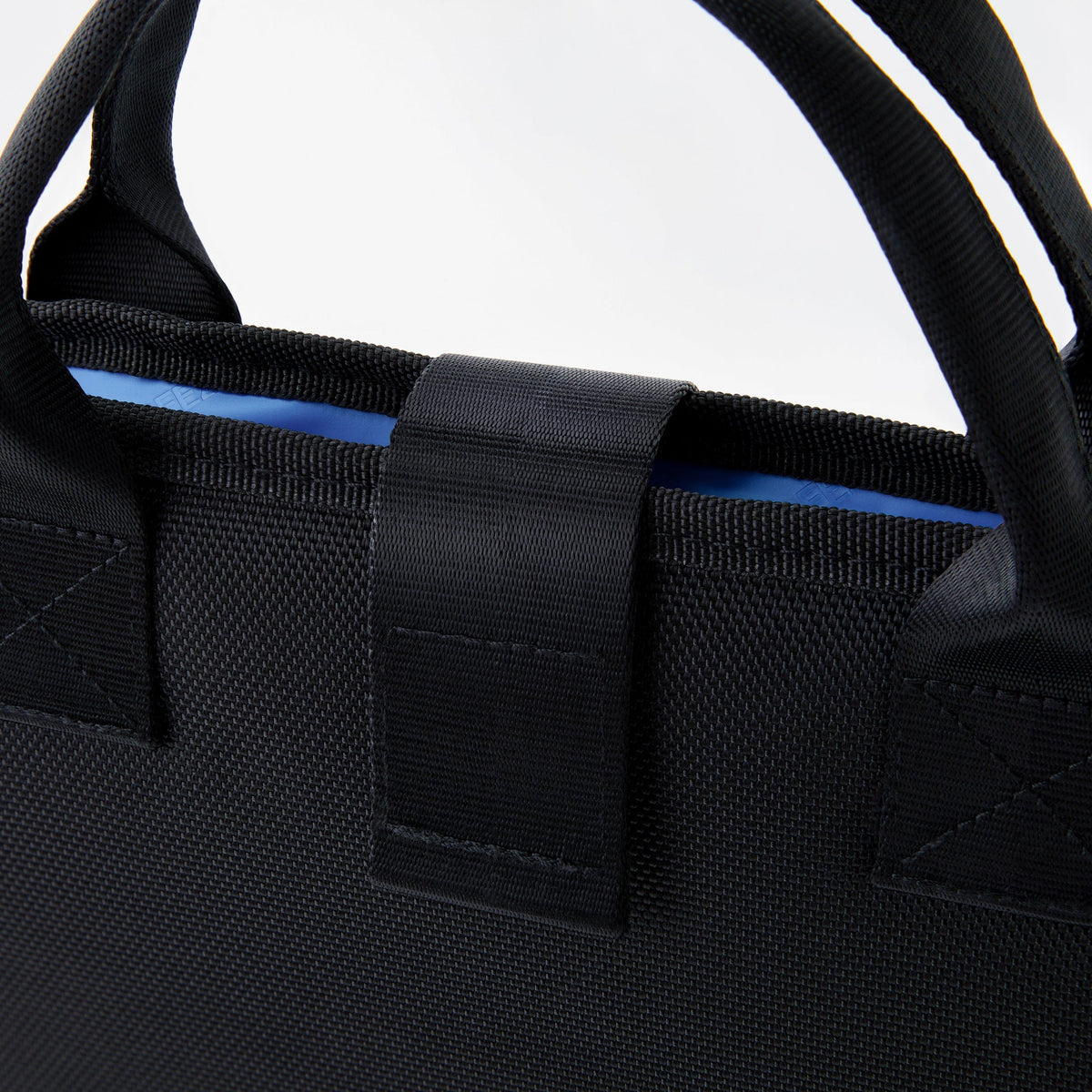 freezable-chill-board-large-a8 freezable-chill-board-large-black-ecofreeze-plus-zoom-handles.jpg